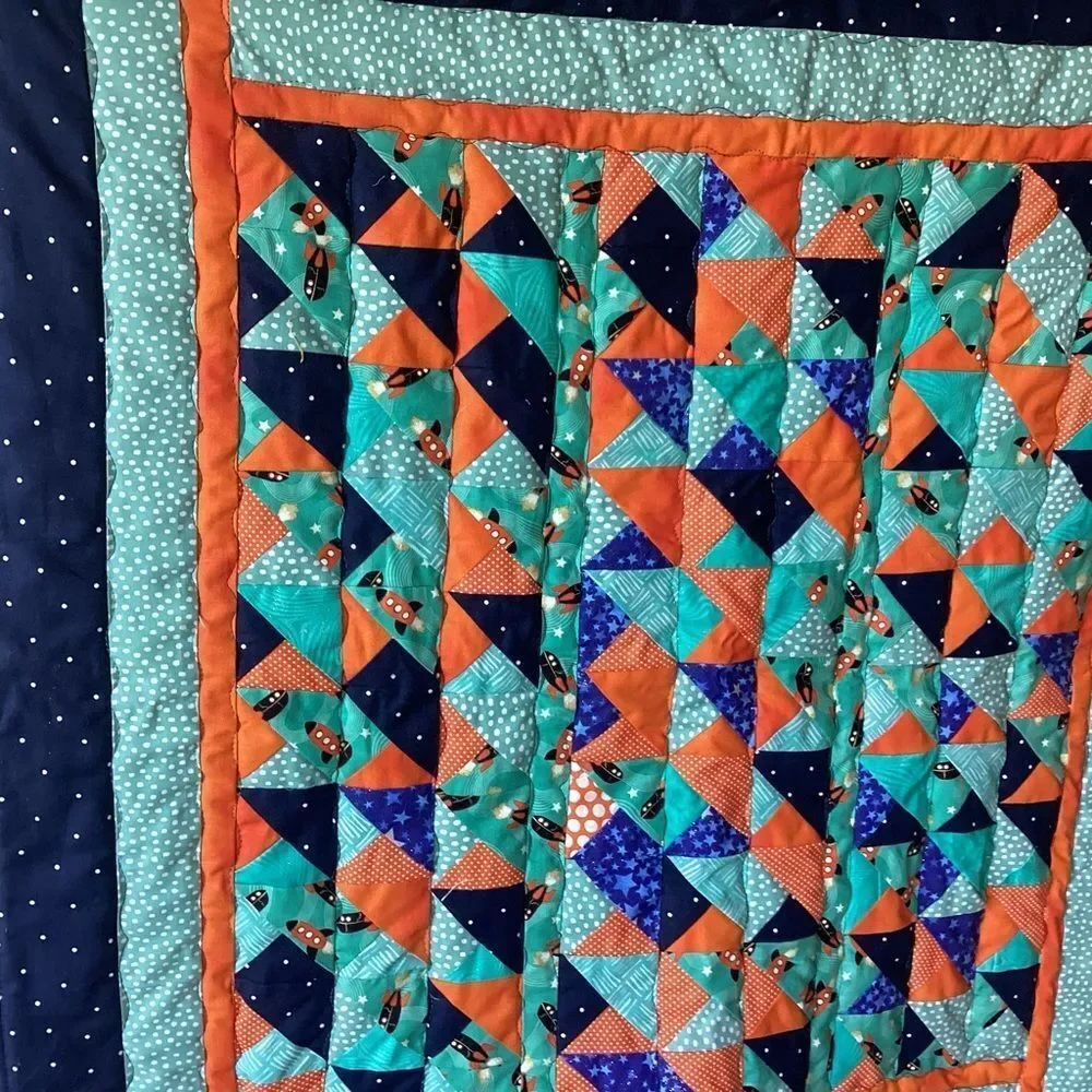 NWT. Hand Crafted To The Moon RocketshipColorful Patchwork Quilt w/ Teddy Quilt - Picture 9 of 14
